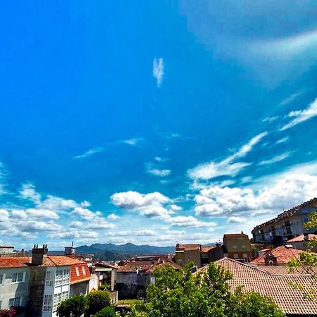 Holibai, Curuxa, Tranquilidad En El Casco Historico De Baiona Exterior foto